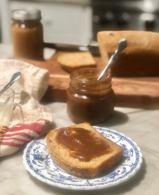 applesauce walnut bread