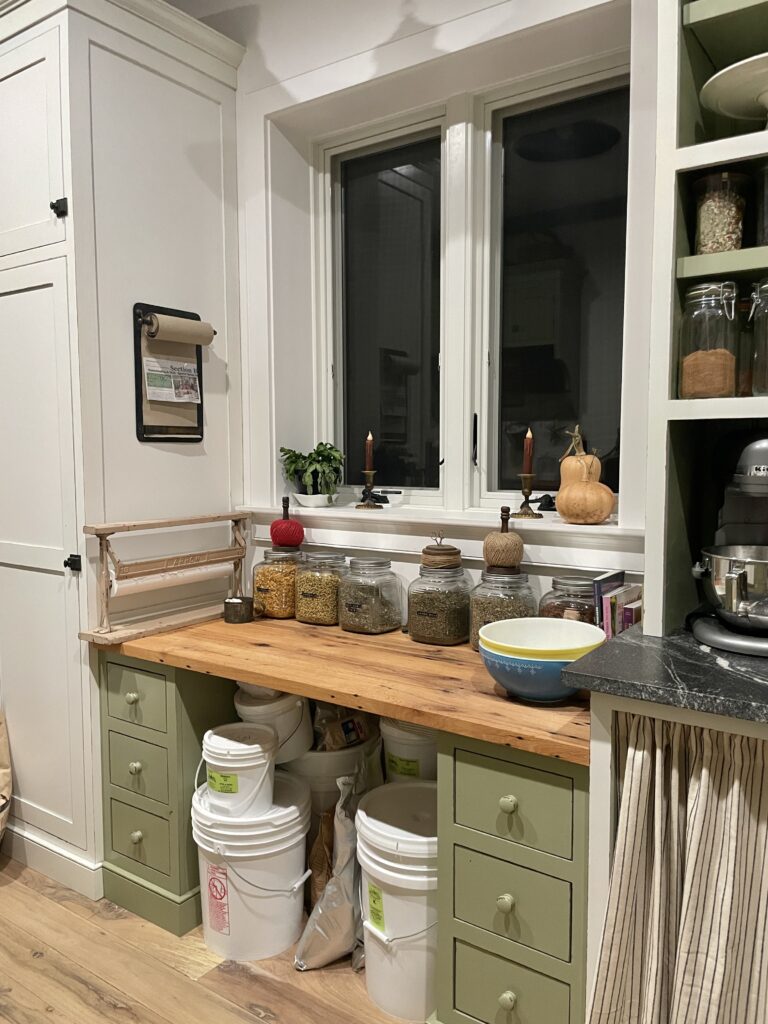 A healthy kitchen pantry
