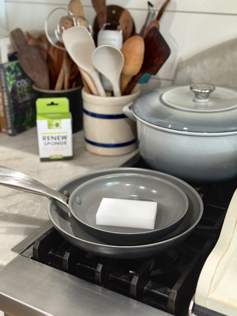 Non-toxic cookware 