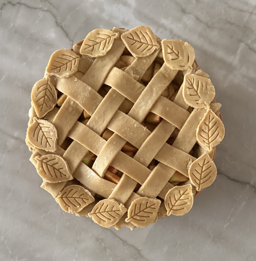 Old-fashioned apple pie