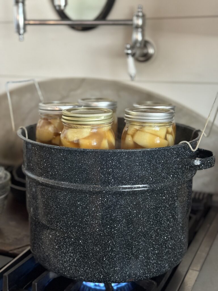 How to can sliced apples