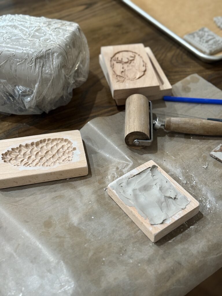 DIY Paper Napkin Thanksgiving Garland