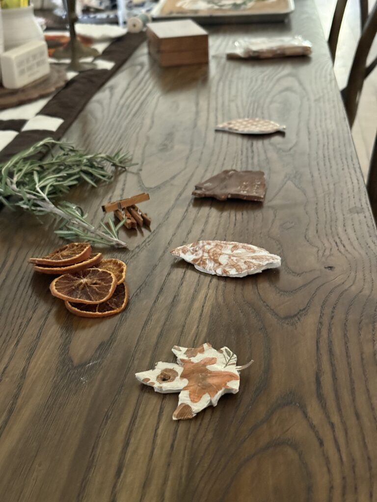DIY Paper Napkin Thanksgiving Garland