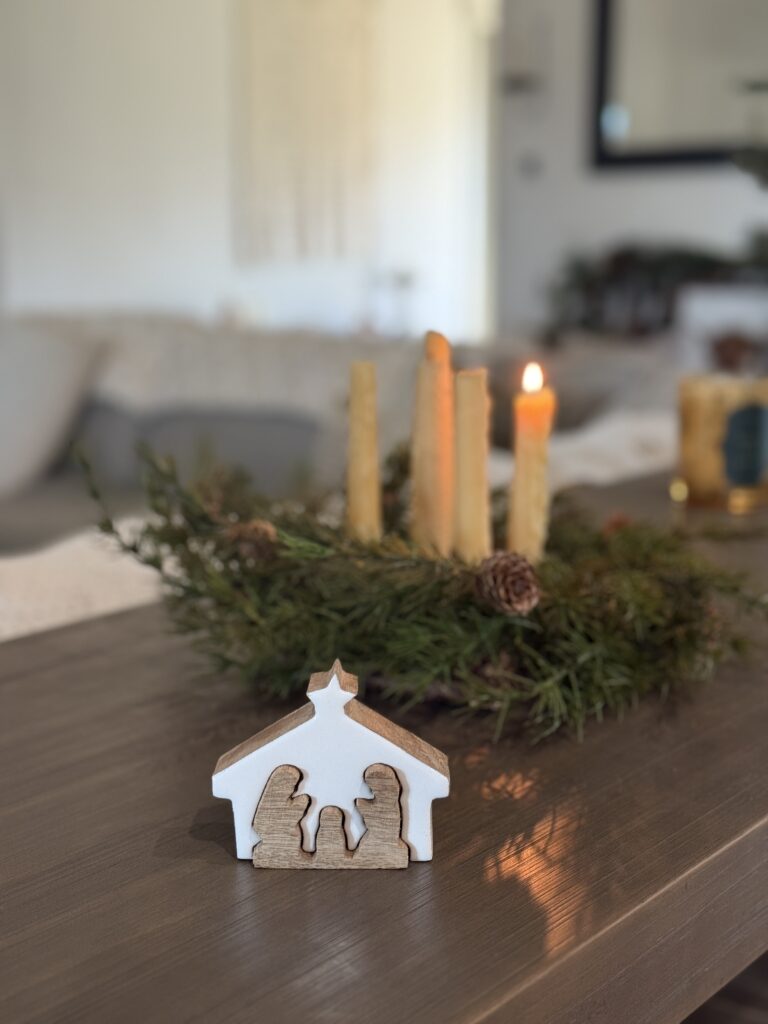 Advent season candle of hope