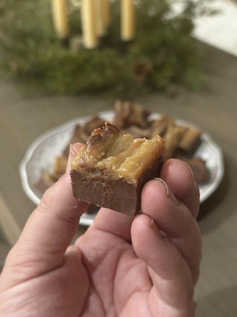 Old-fashioned chocolate peanut butter fudge