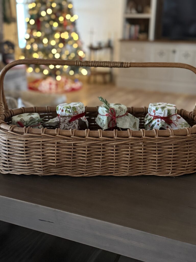 cozy homemade Christmas gifts 