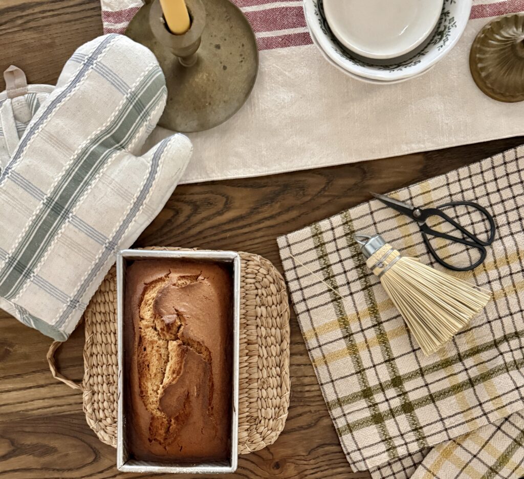 Lemon sour cream pound cake