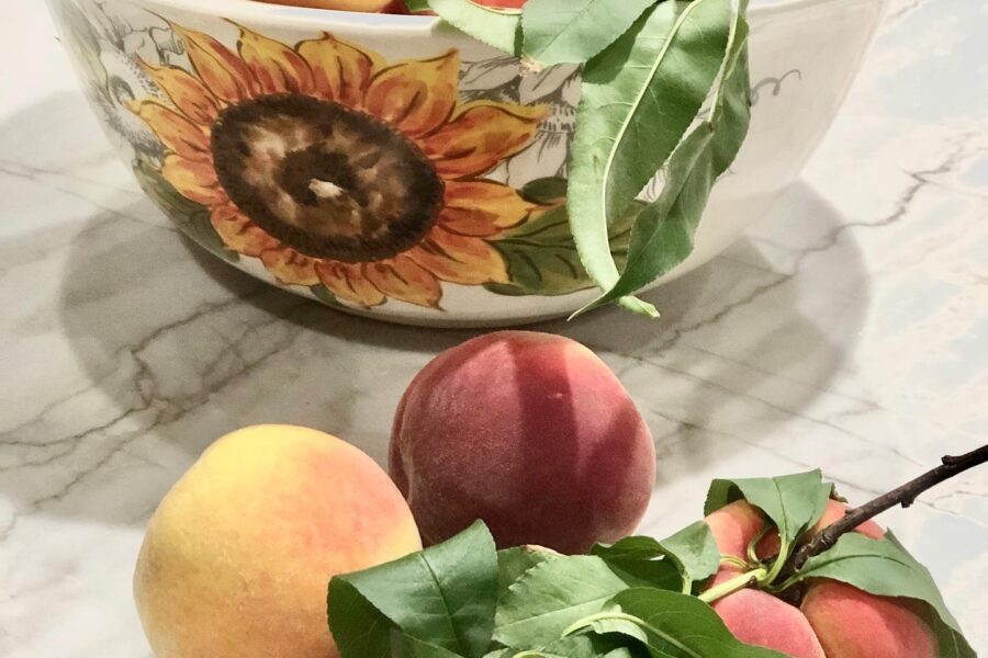 How to freeze fresh picked peaches
