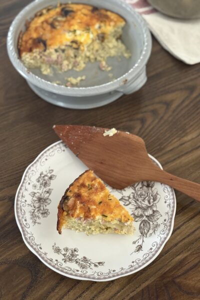 Quiche made with a hash brown crust