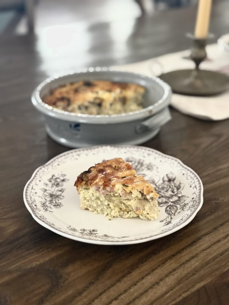 Quiche made with a hash brown crust