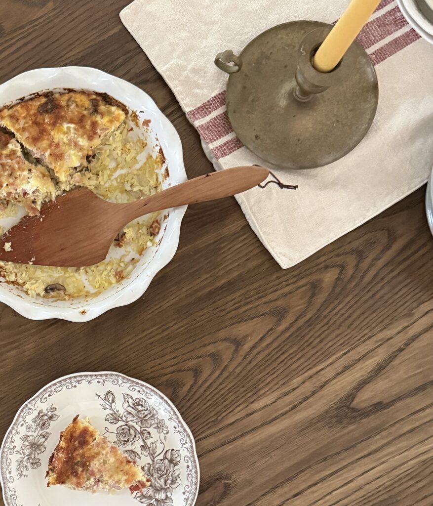 Quiche made with a hash brown crust
