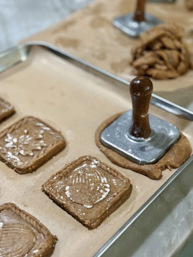 Fall spice shortbread cookies