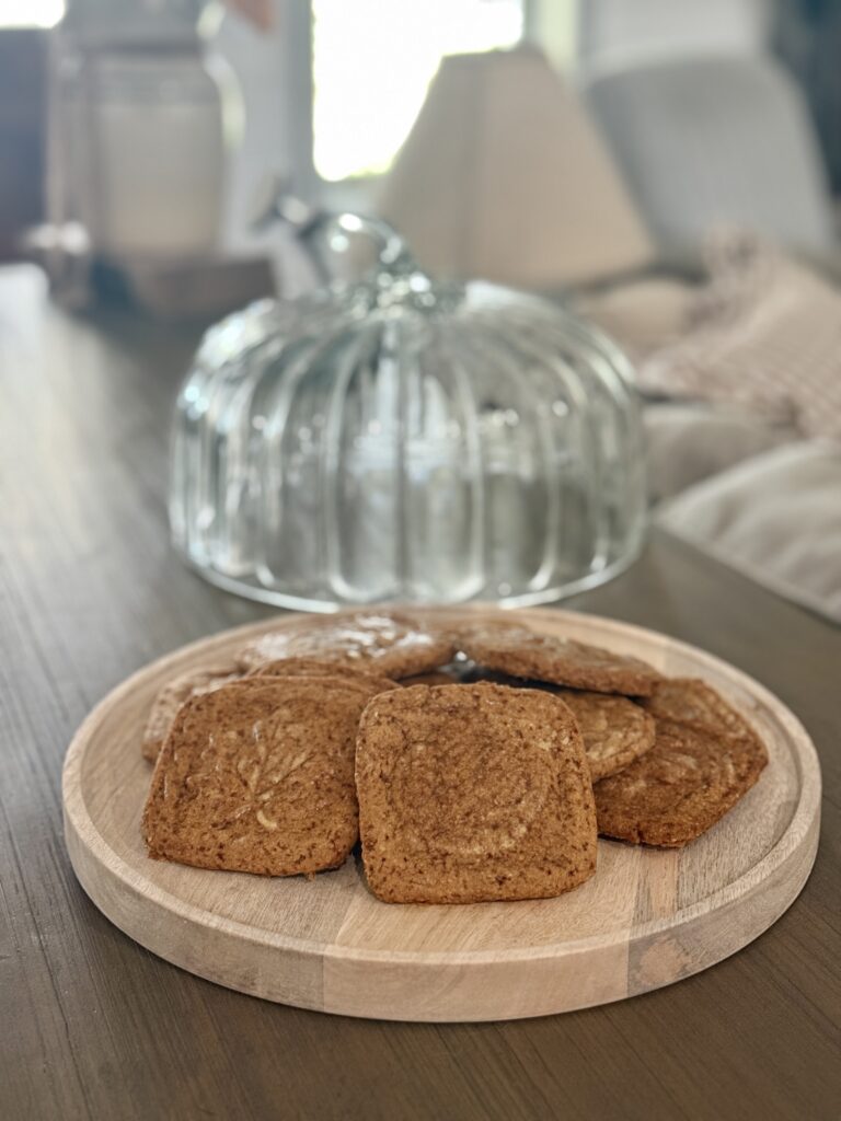 Fall spice shortbread cookies